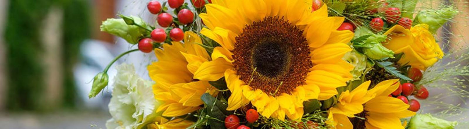 Bouquet estival : Tournesol, Camomille et Statice